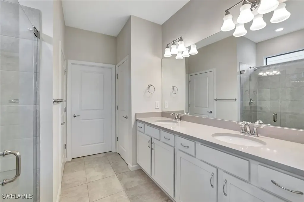 2232 Yellowfin Circle Naples FL 34114