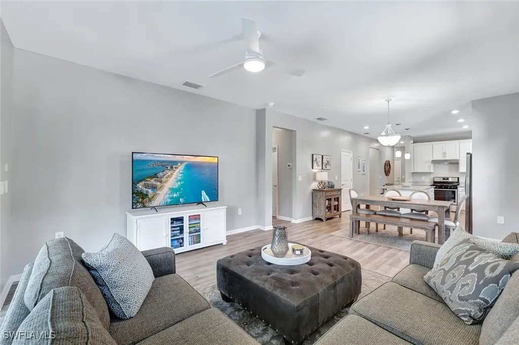 2232 Yellowfin Circle Naples FL 34114