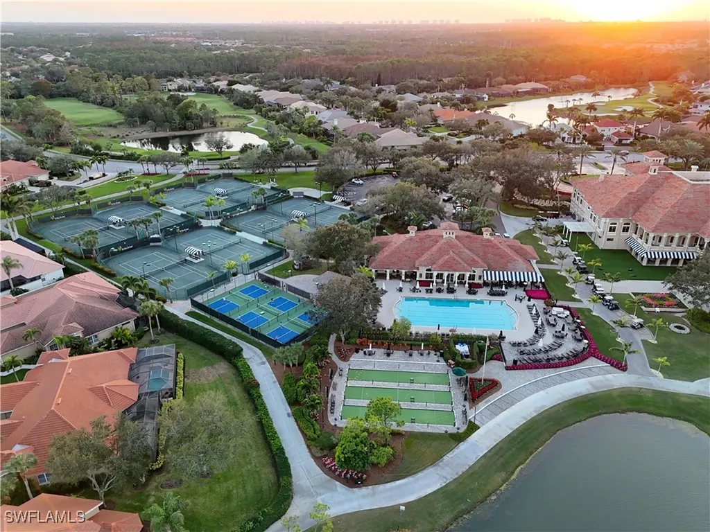 5697 Heron Lane Naples FL 34110