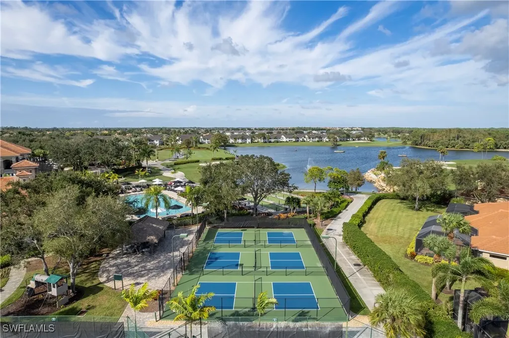 5697 Heron Lane Naples FL 34110