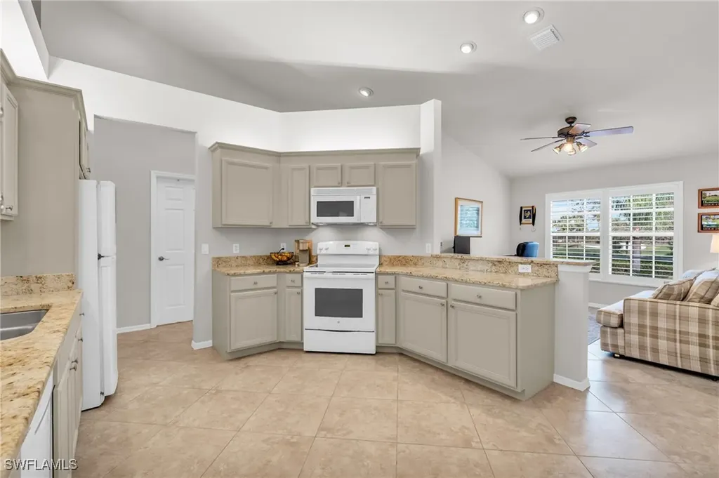5697 Heron Lane Naples FL 34110