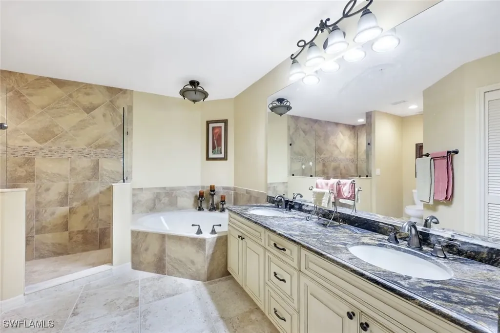 3330 Glen Cairn Court Bonita Springs FL 34134