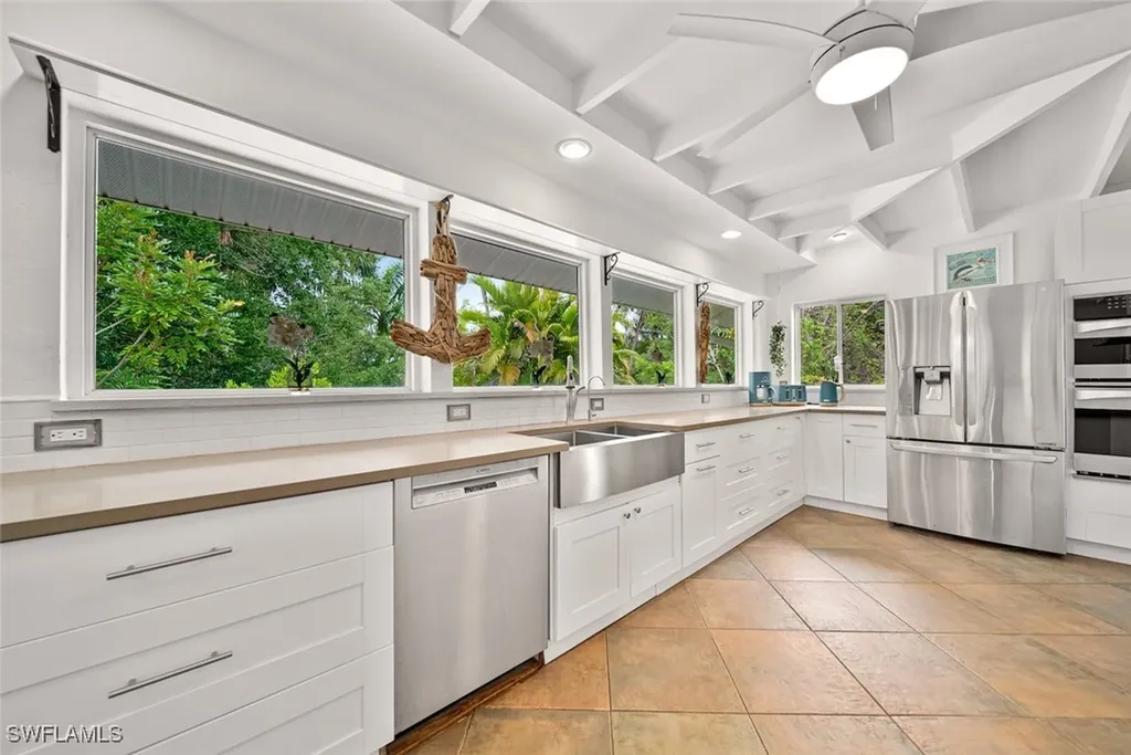 4321 Orange River Loop Road Fort Myers FL 33905