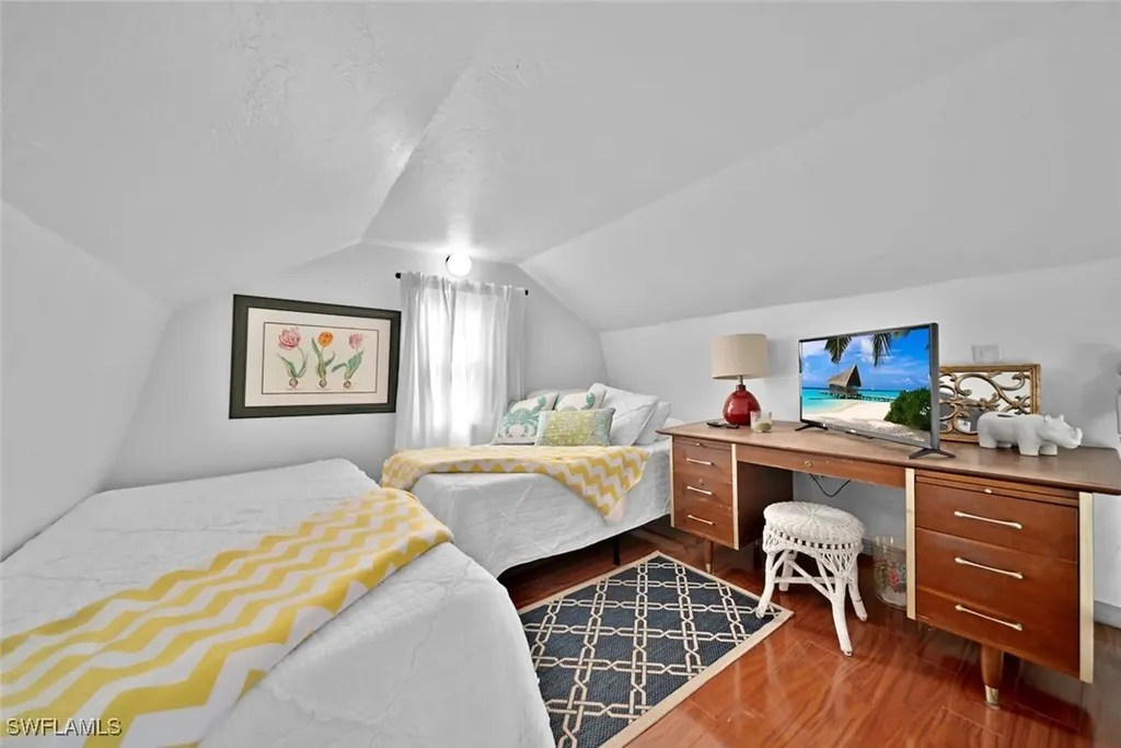 4321 Orange River Loop Road Fort Myers FL 33905