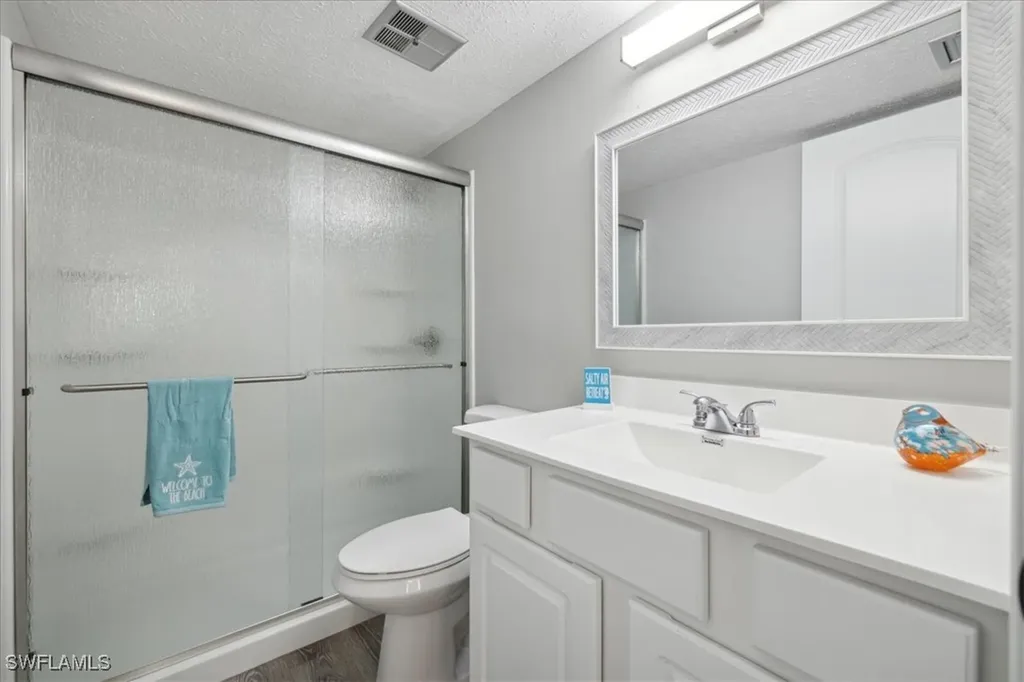 4231 SE 19th Place Cape Coral FL 33904