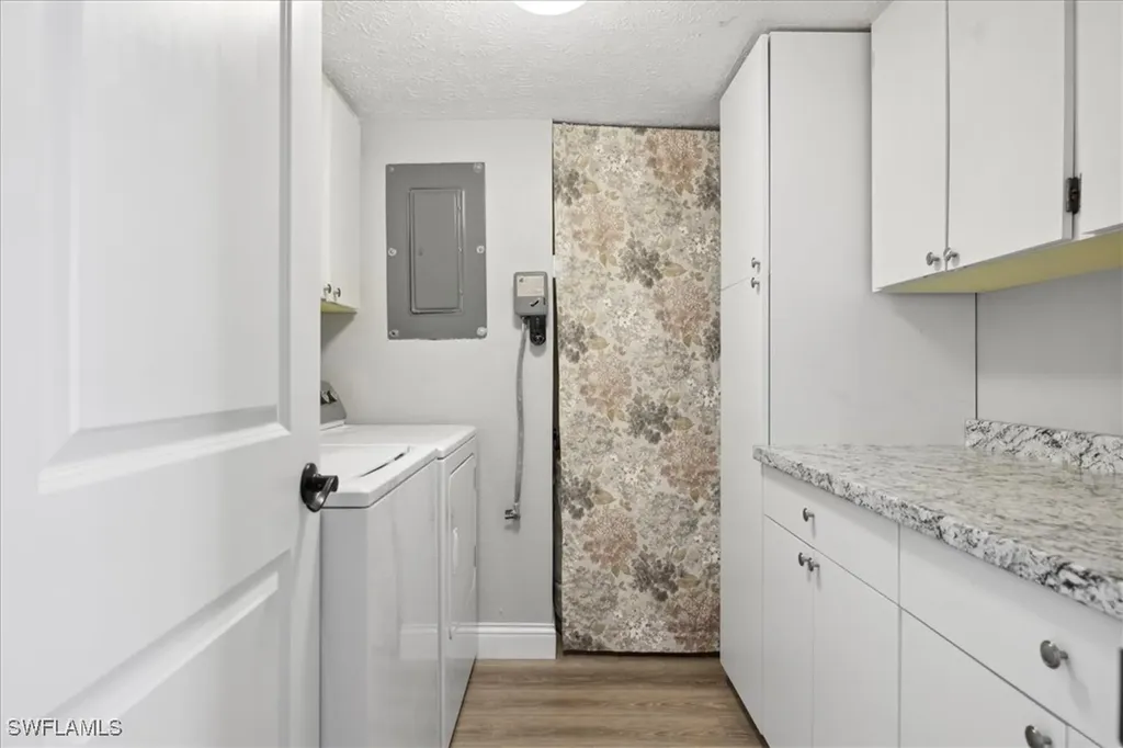 4231 SE 19th Place Cape Coral FL 33904