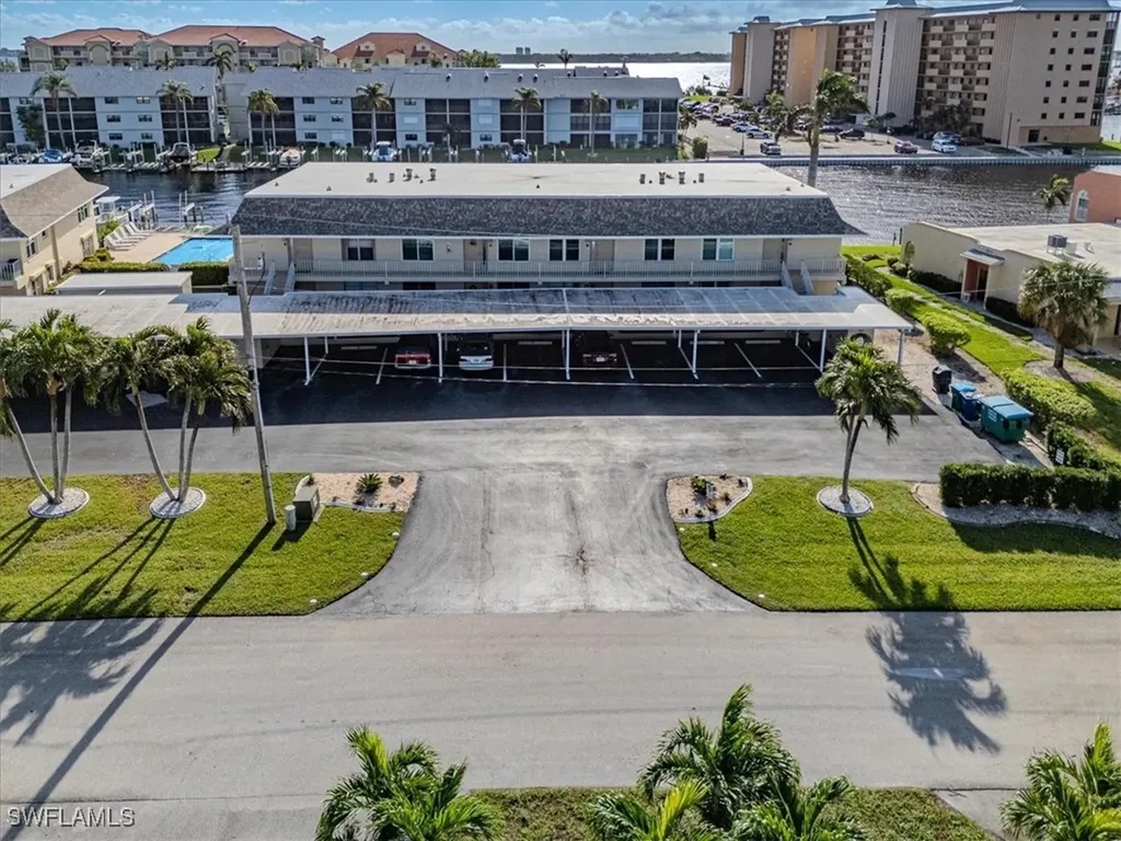 4231 SE 19th Place Cape Coral FL 33904