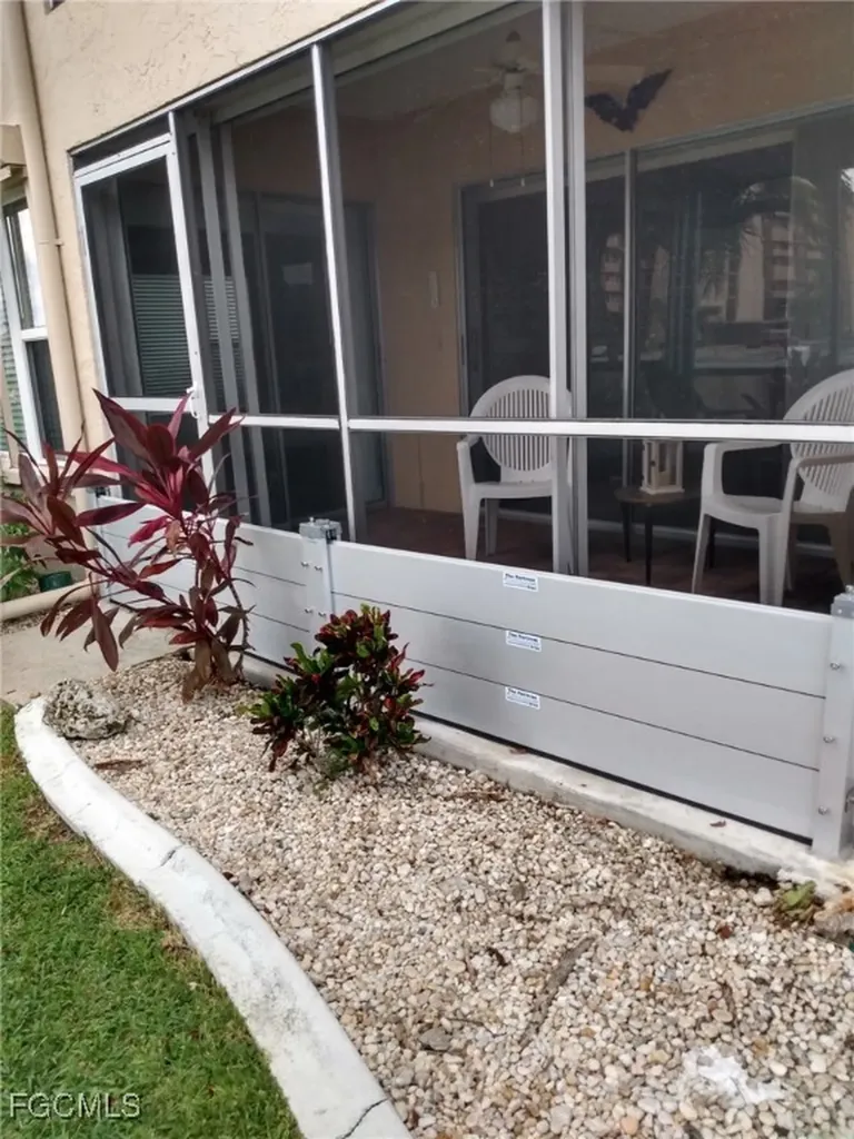 4231 SE 19th Place Cape Coral FL 33904