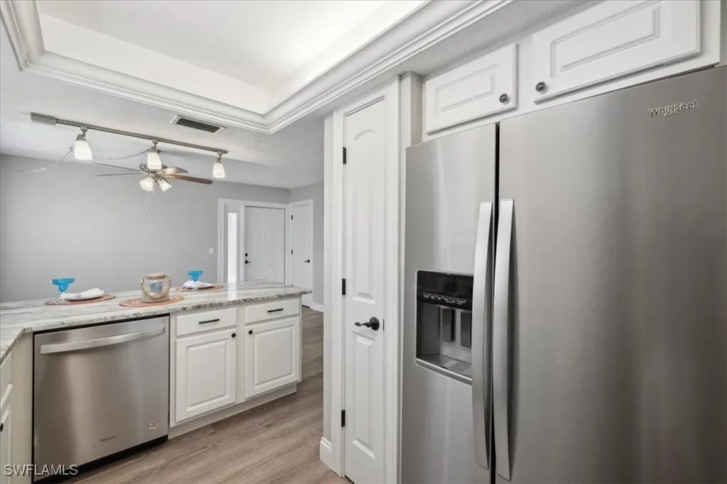 4231 SE 19th Place Cape Coral FL 33904