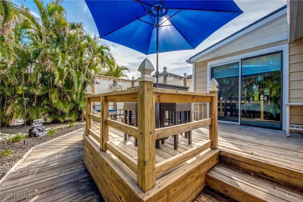 5029 Gulfgate Lane St. James City FL 33956
