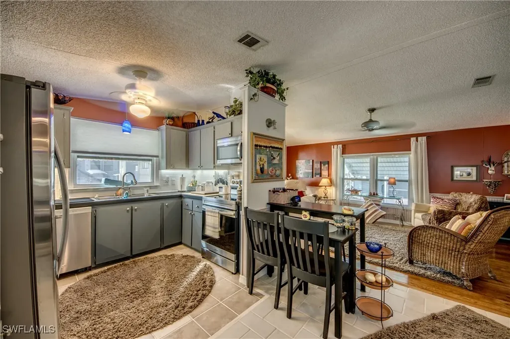 5029 Gulfgate Lane St. James City FL 33956