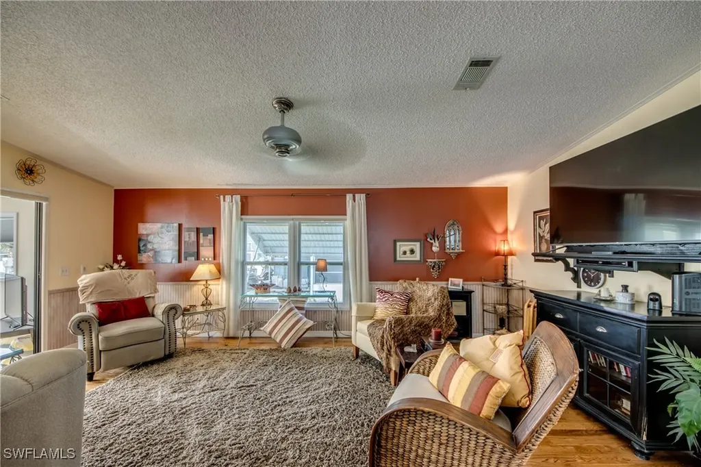 5029 Gulfgate Lane St. James City FL 33956
