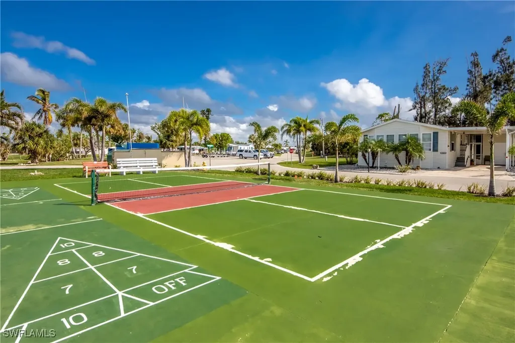 5029 Gulfgate Lane St. James City FL 33956