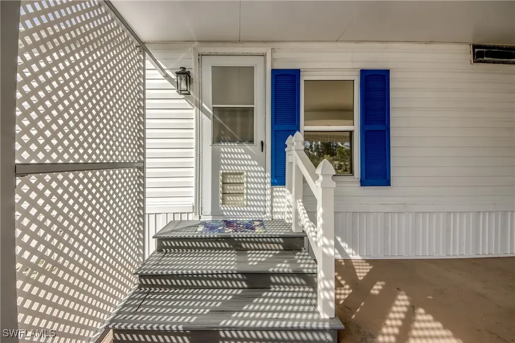 5029 Gulfgate Lane St. James City FL 33956