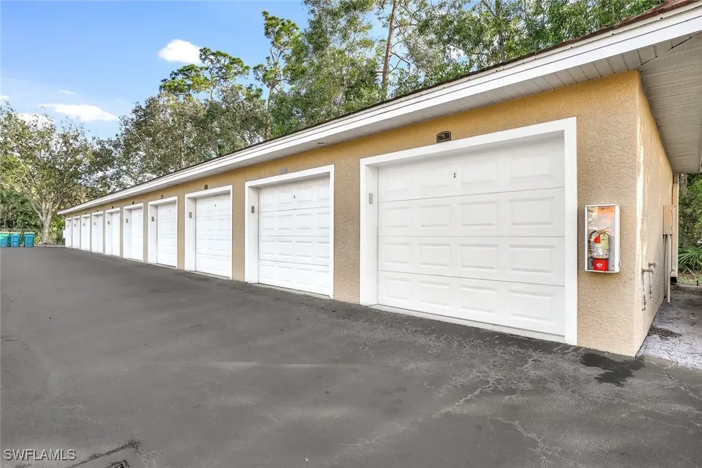 4500 Botanical Place Circle Naples FL 34112