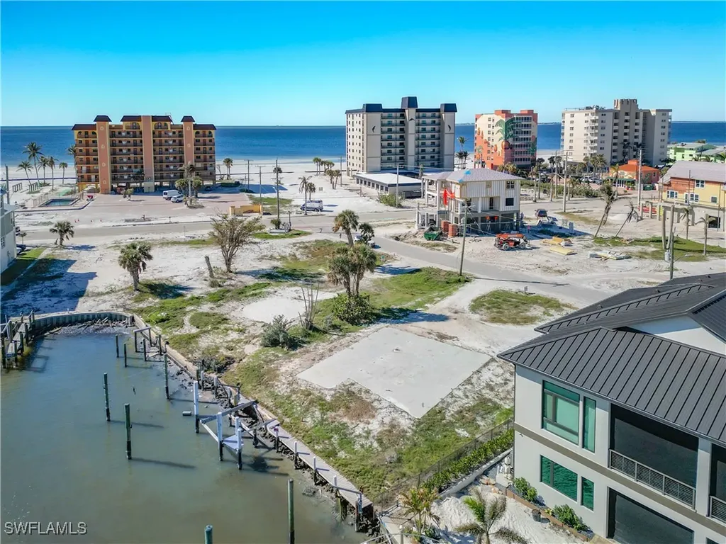 581 Carlos Circle Fort Myers Beach FL 33931