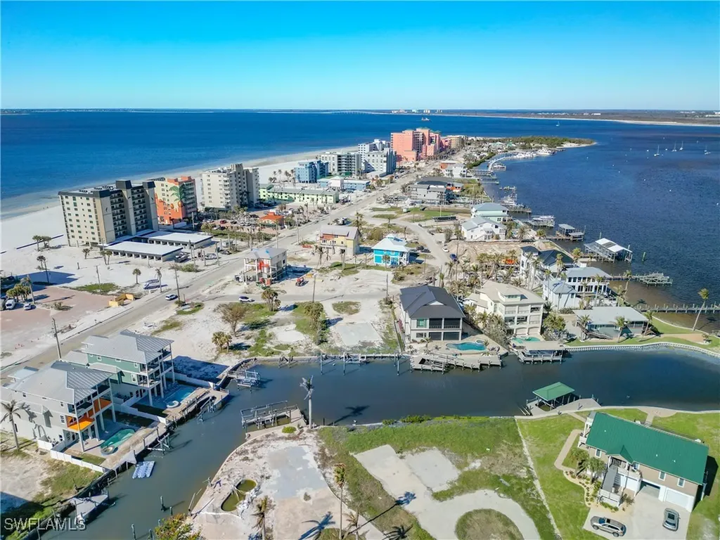 581 Carlos Circle Fort Myers Beach FL 33931