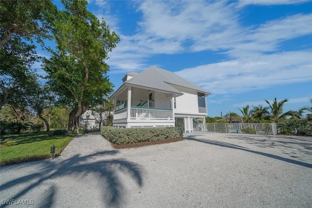 862 Beach Road Sanibel FL 33957