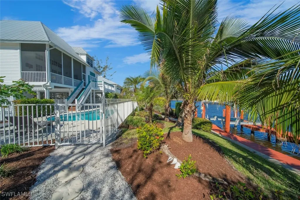 862 Beach Road Sanibel FL 33957