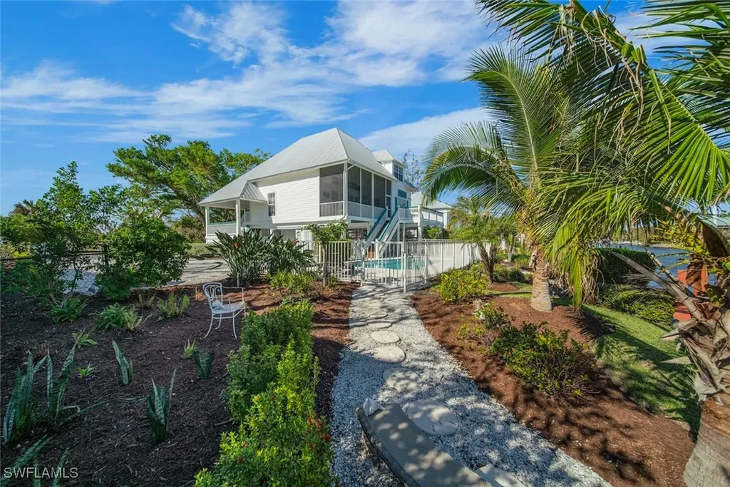 862 Beach Road Sanibel FL 33957