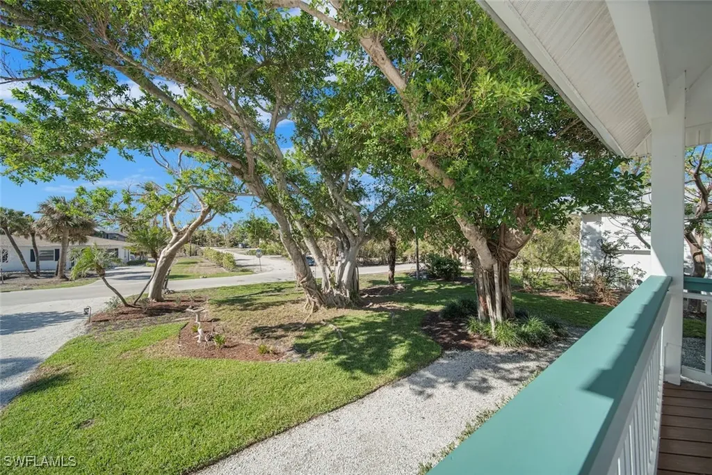862 Beach Road Sanibel FL 33957