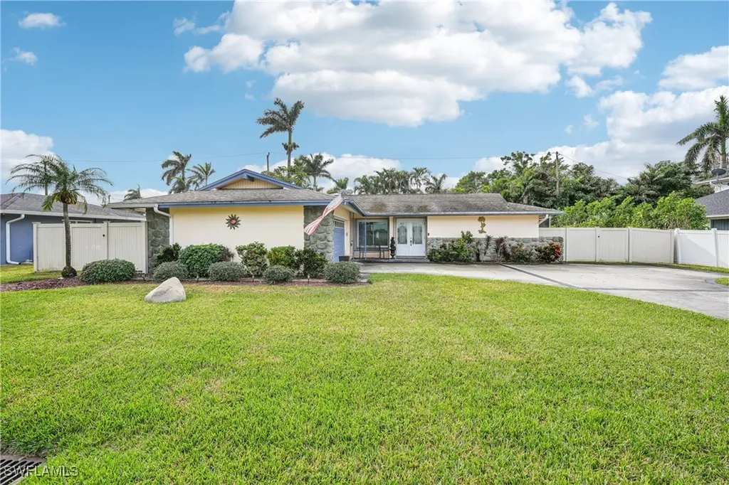 1308 Walden Drive Fort Myers FL 33901