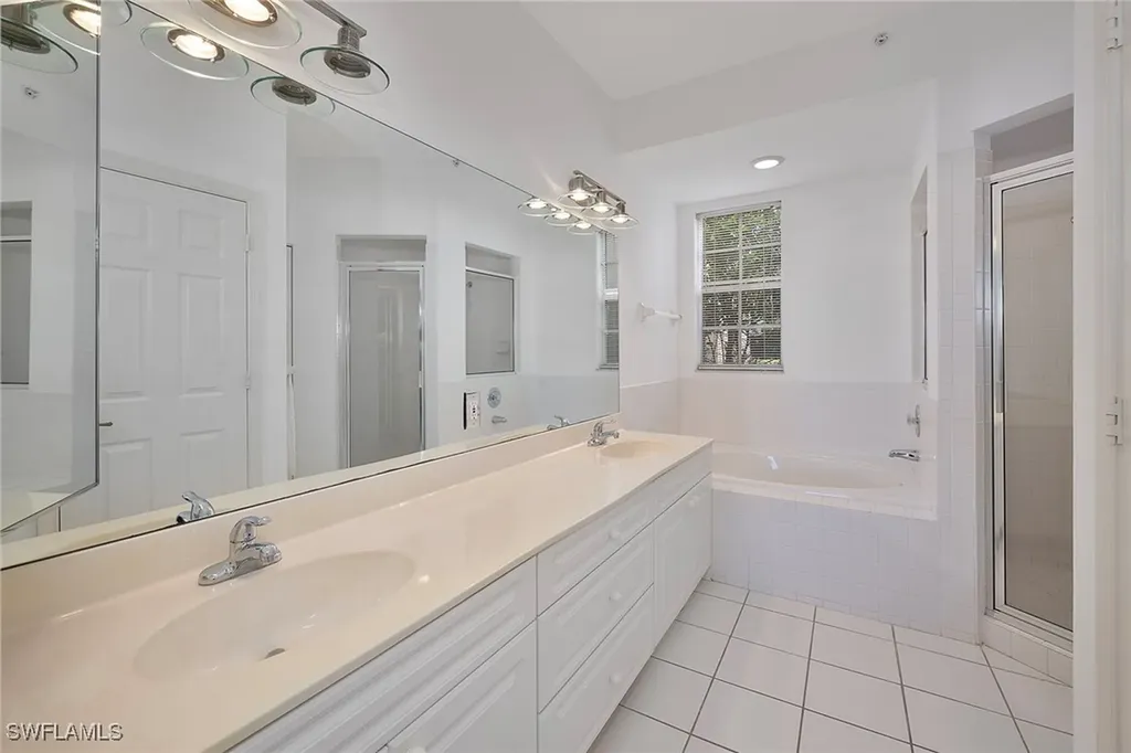 7738 Gardner Drive Naples FL 34109