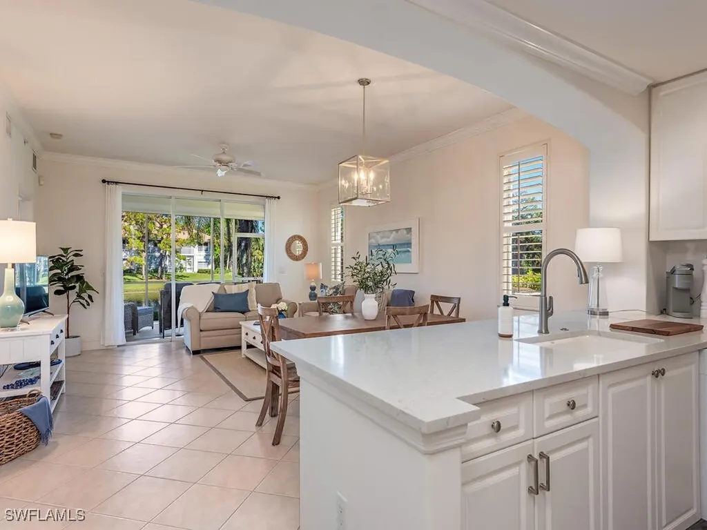 1128 Manor Lake Drive Naples FL 34110