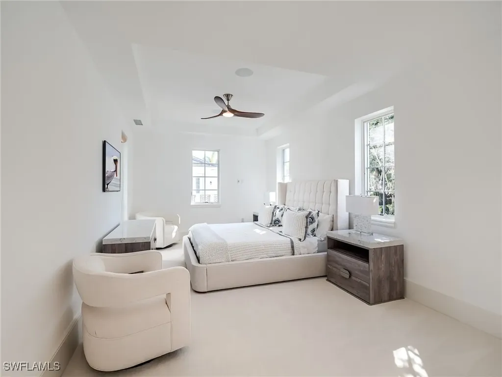 1724 Gulf Shore Boulevard N Naples FL 34102