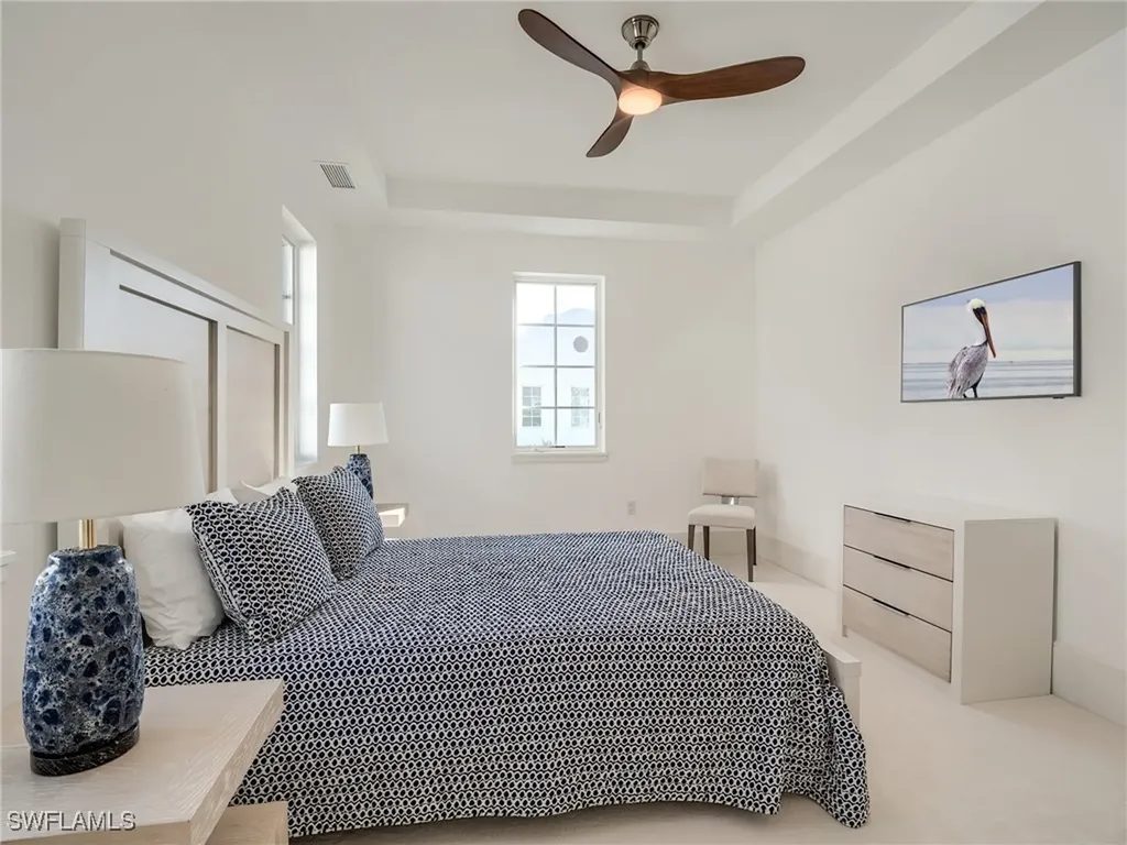 1724 Gulf Shore Boulevard N Naples FL 34102