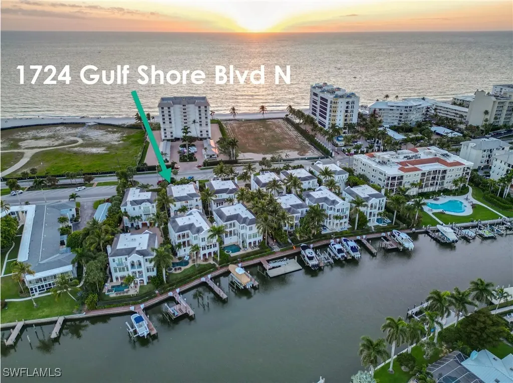 1724 Gulf Shore Boulevard N Naples FL 34102