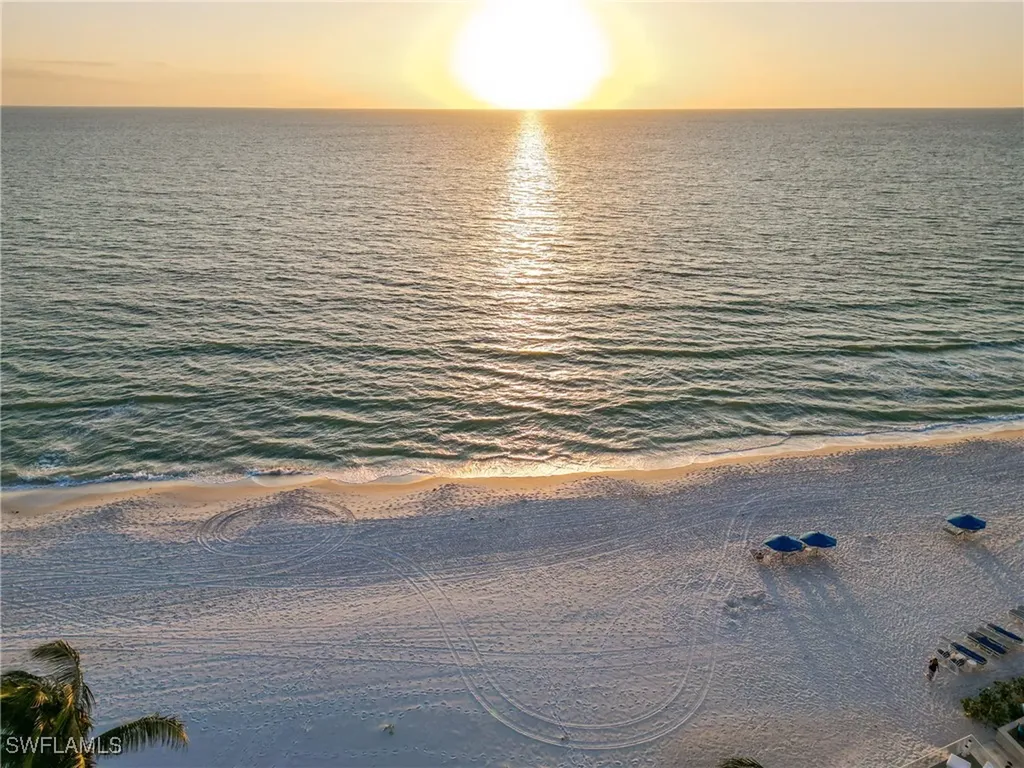 1724 Gulf Shore Boulevard N Naples FL 34102
