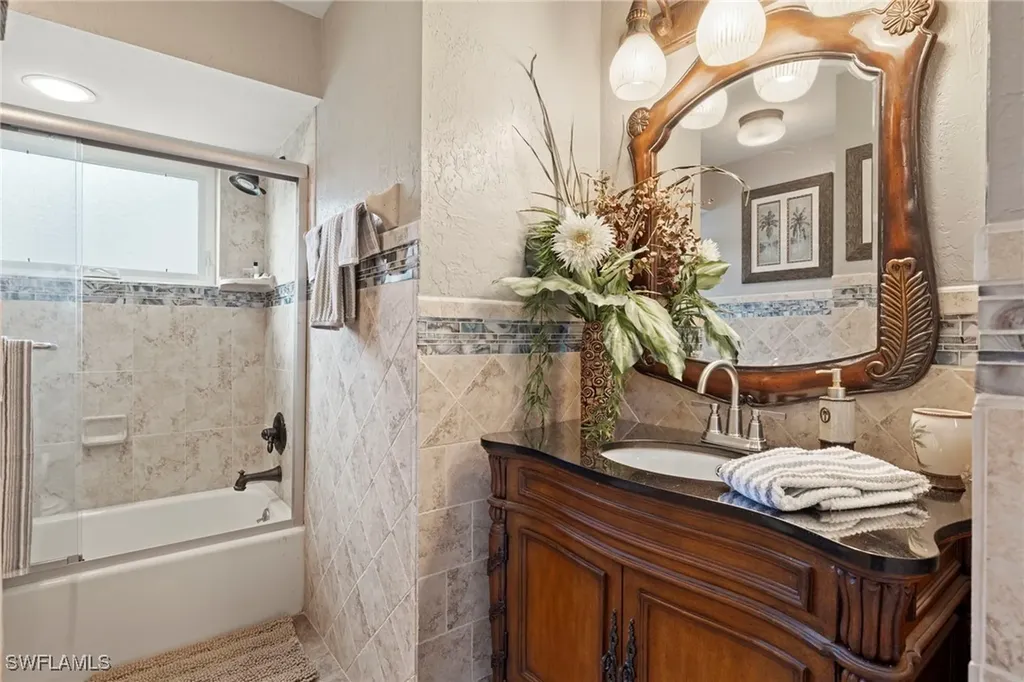 2246 SE 28th Street Cape Coral FL 33904