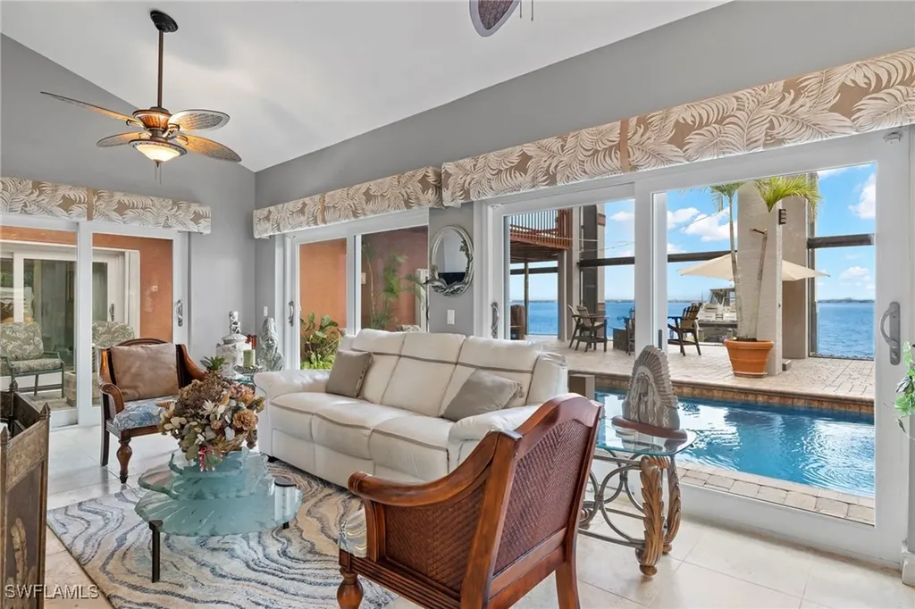 2246 SE 28th Street Cape Coral FL 33904