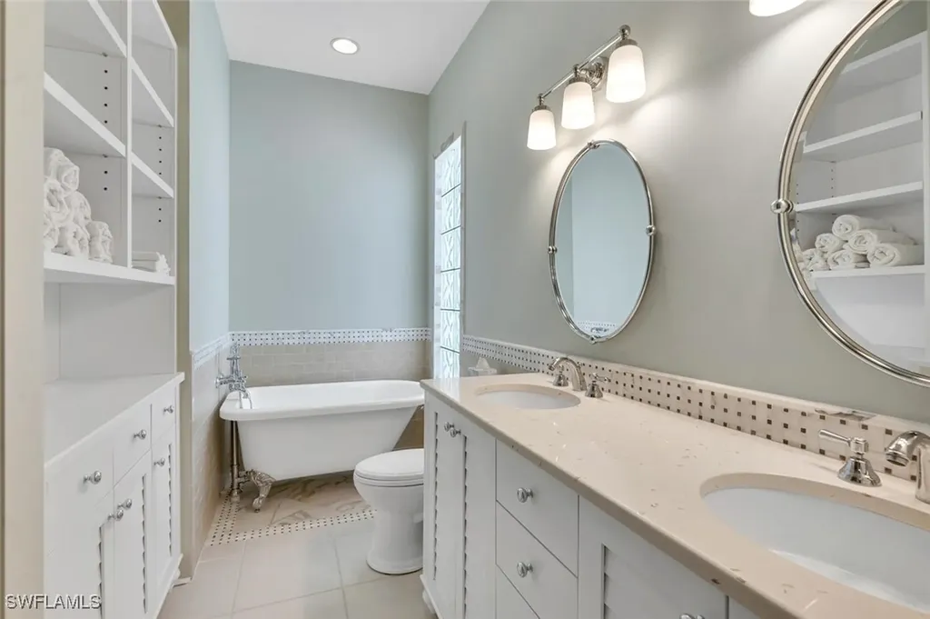 5029 Jarvis Lane Naples FL 34119