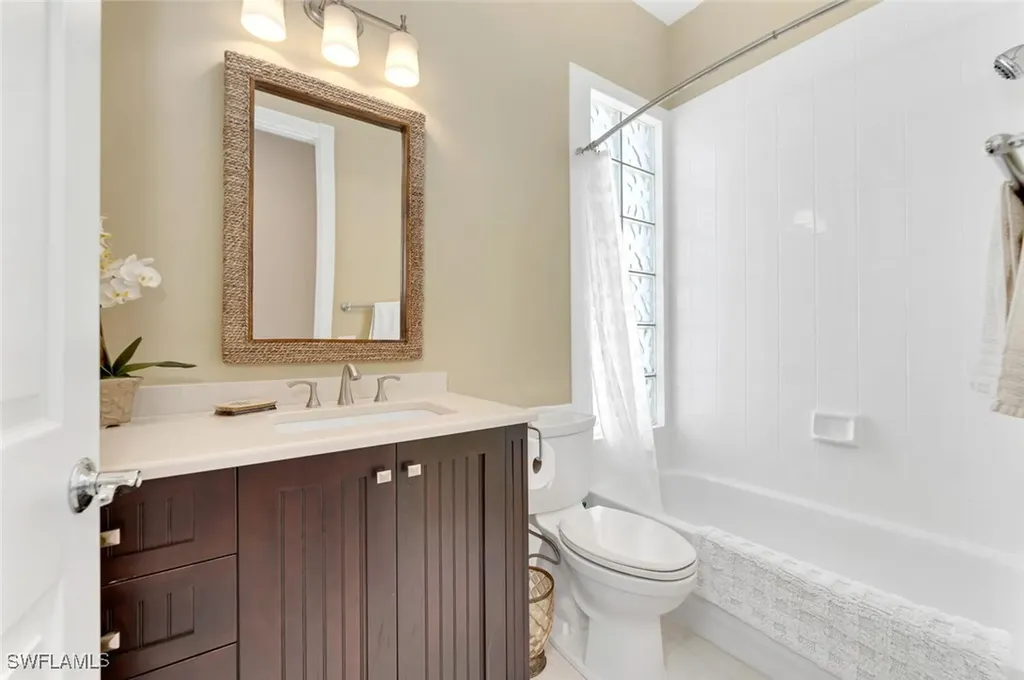 5029 Jarvis Lane Naples FL 34119