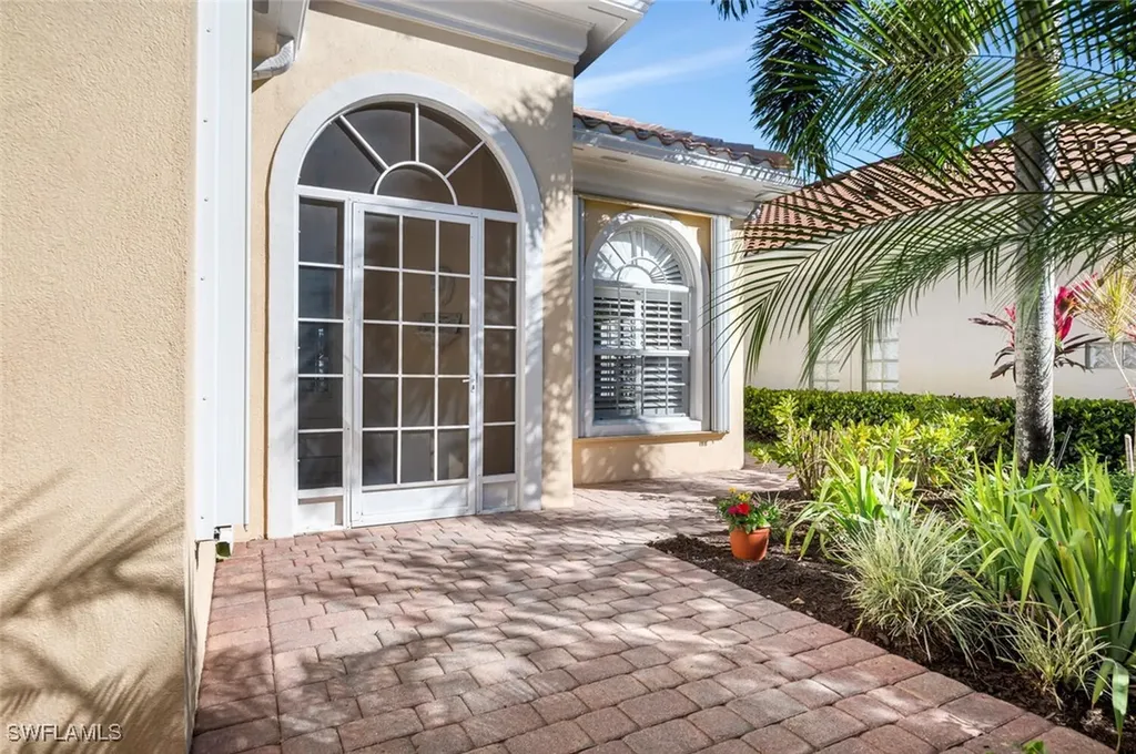 5029 Jarvis Lane Naples FL 34119