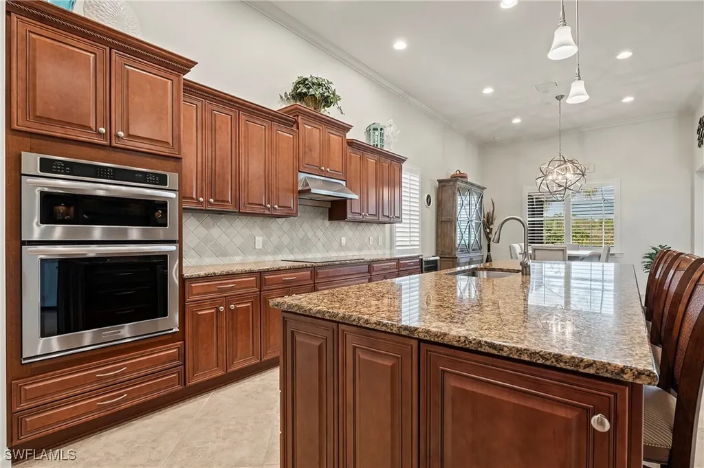 9307 Fieldstone Lane Naples FL 34120