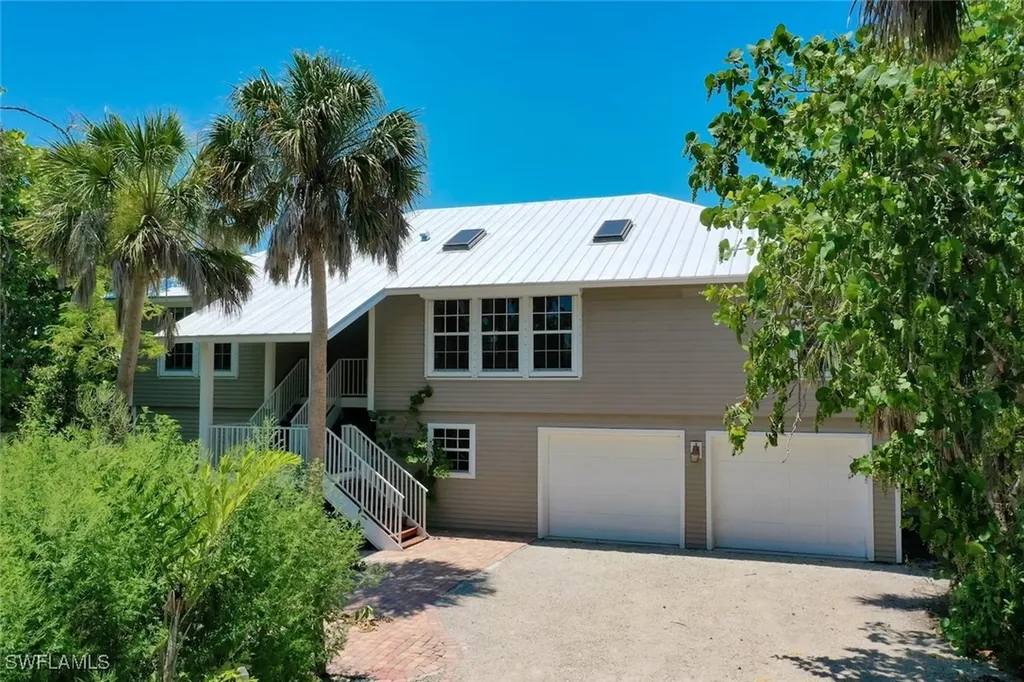 1846 Farm Trail Sanibel FL 33957