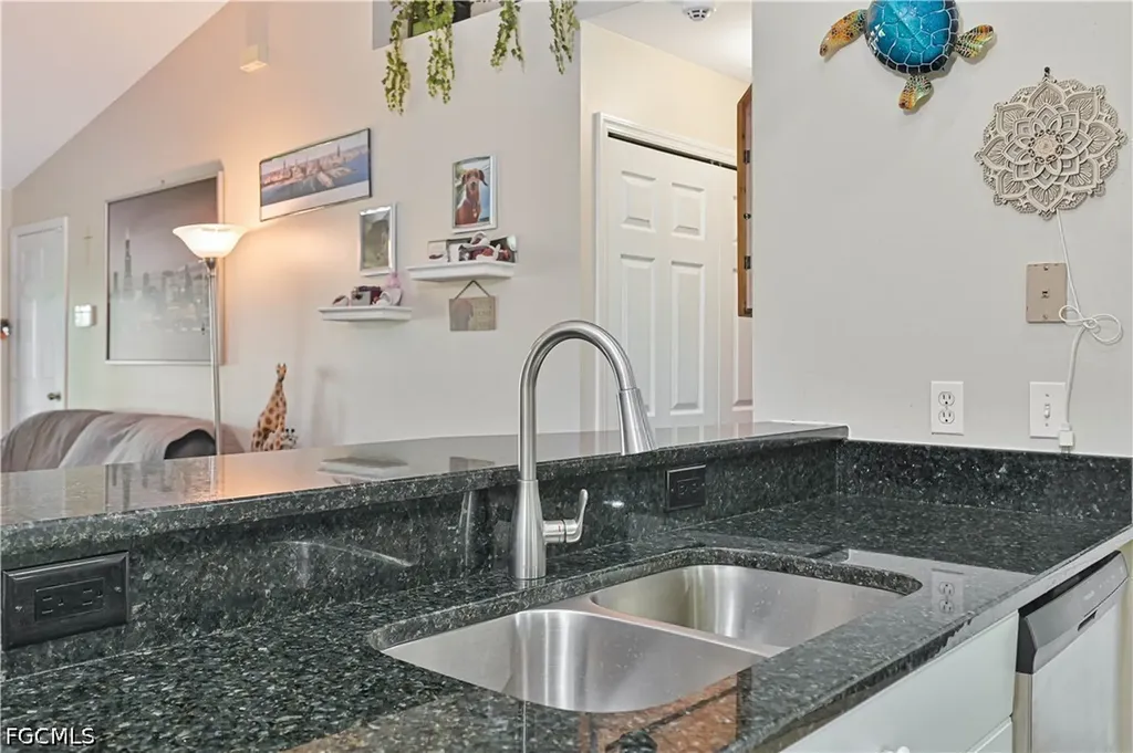 1744 SW 15th Street Cape Coral FL 33991