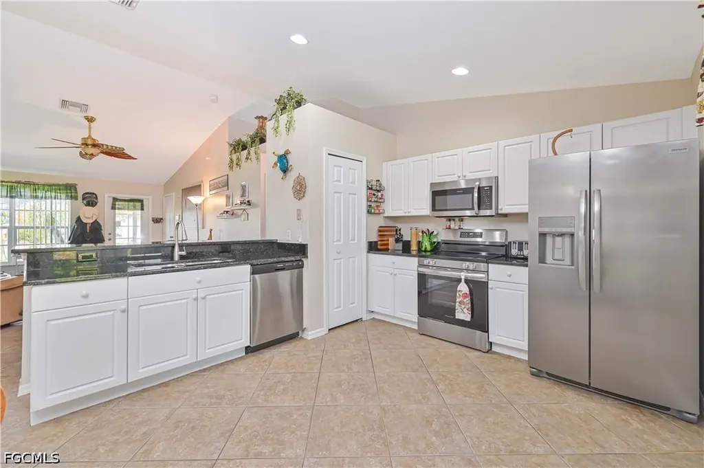 1744 SW 15th Street Cape Coral FL 33991