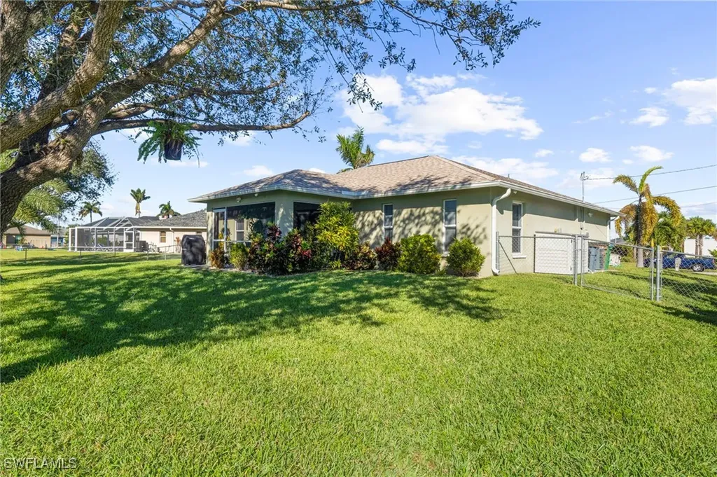 1744 SW 15th Street Cape Coral FL 33991