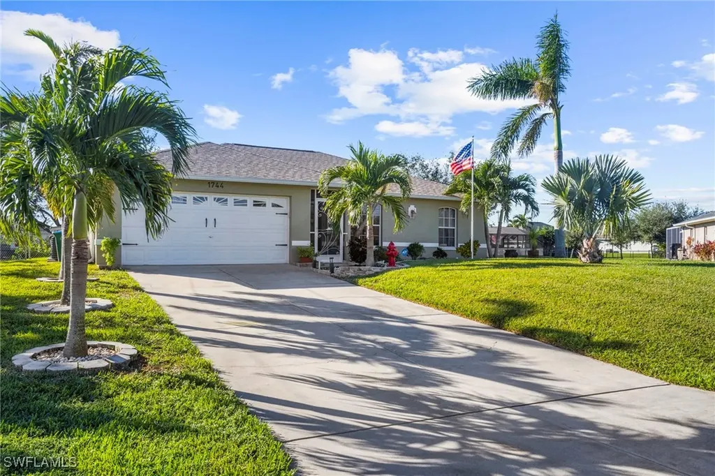 1744 SW 15th Street Cape Coral FL 33991