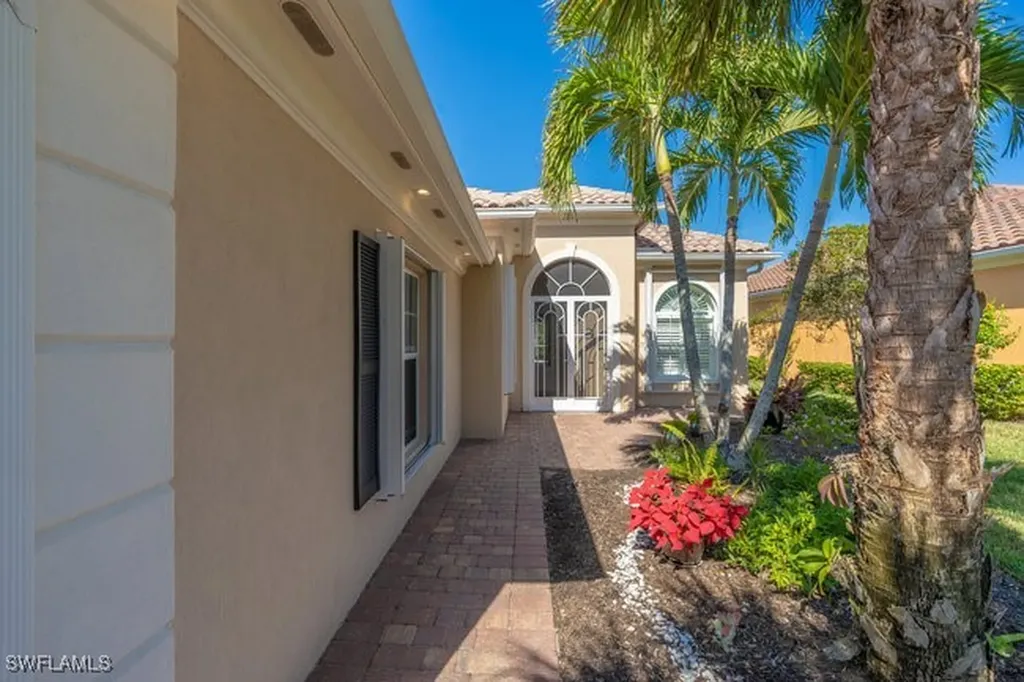 8547 Alessandria Court Naples FL 34114