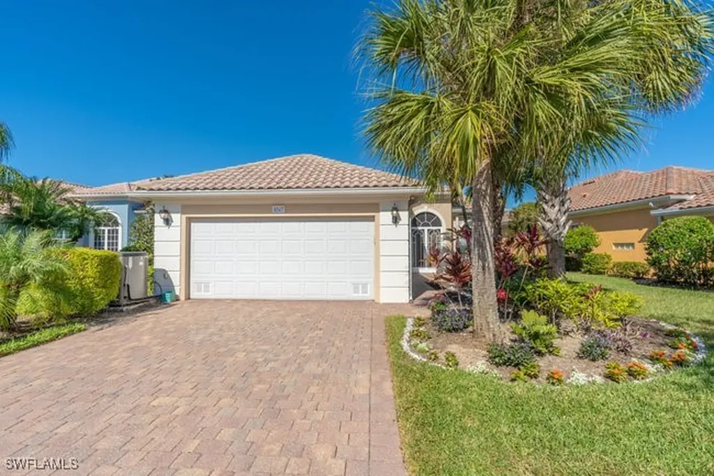 8547 Alessandria Court Naples FL 34114