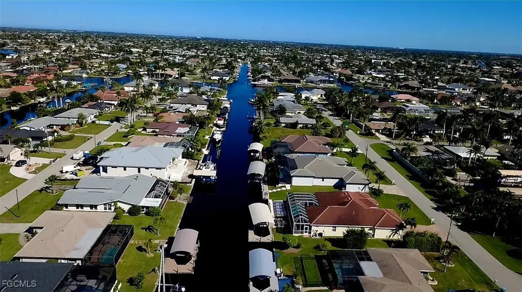 5214 SW 2nd Avenue Cape Coral FL 33914