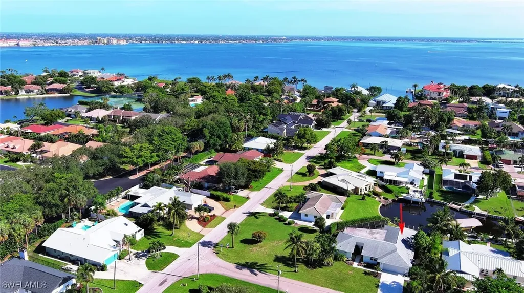 381 Norwood Court Fort Myers FL 33919