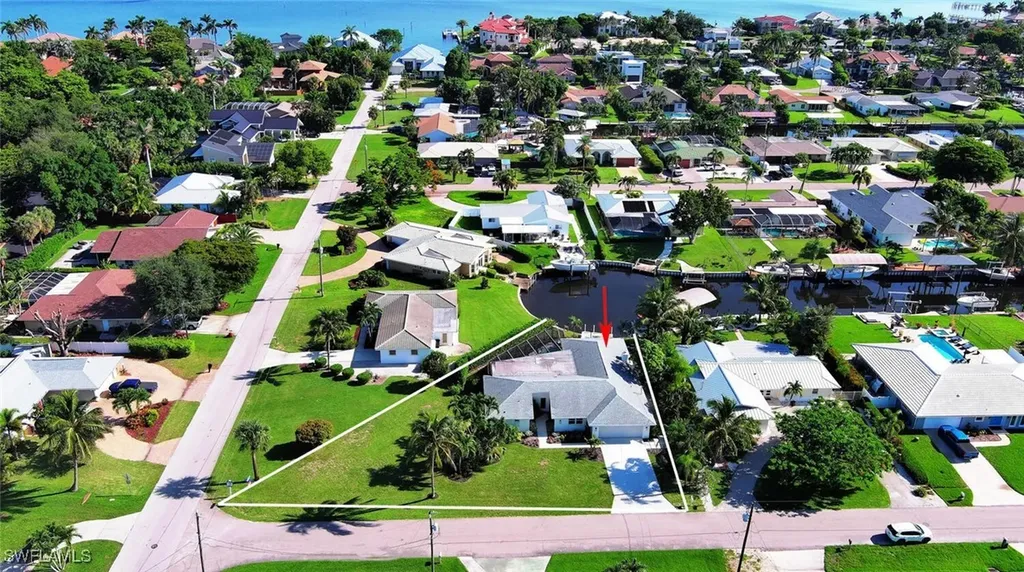 381 Norwood Court Fort Myers FL 33919