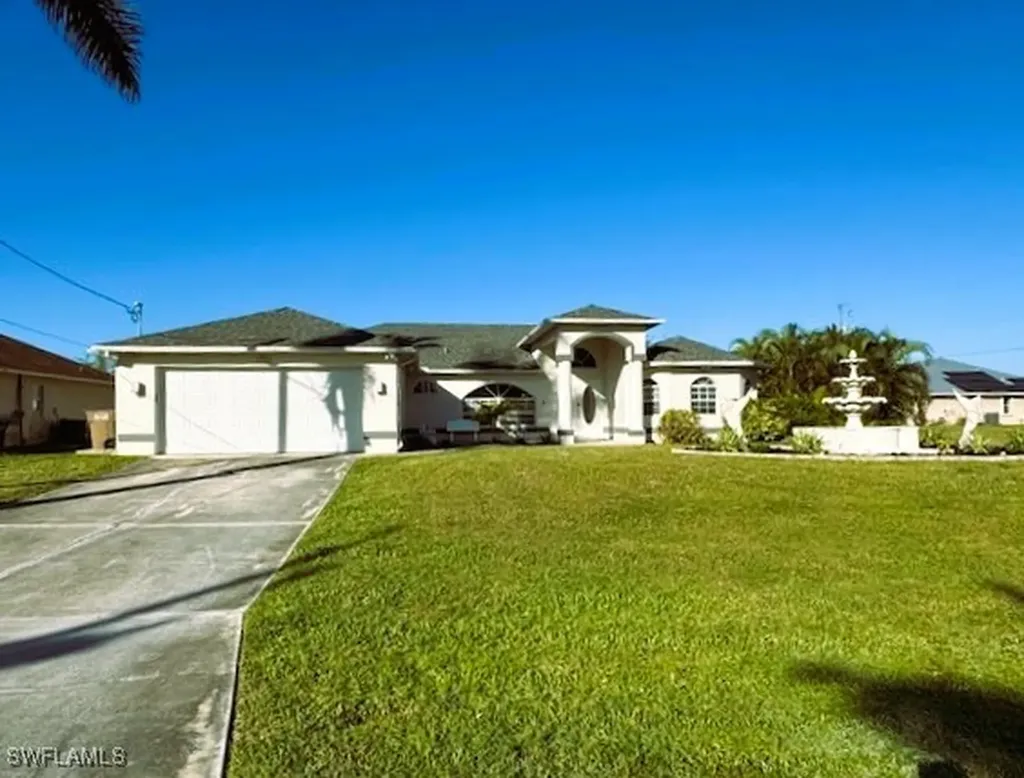 3906 SW 26th Court Cape Coral FL 33914