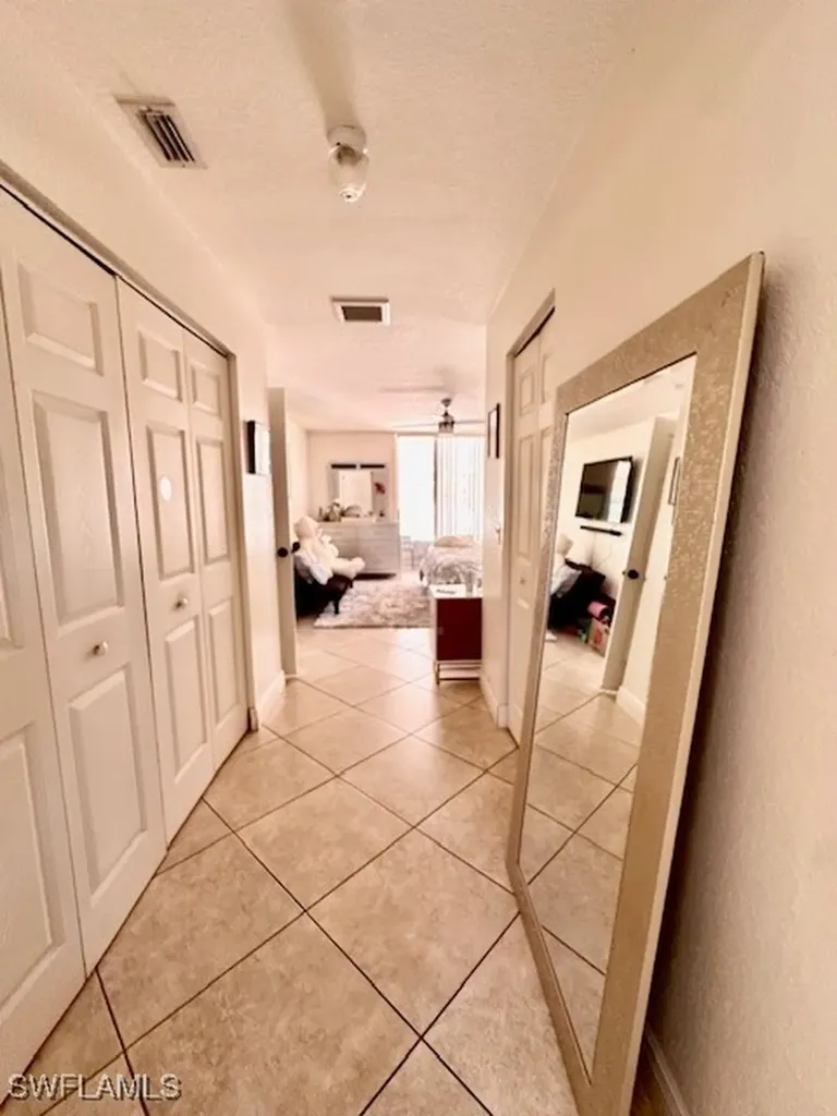 3906 SW 26th Court Cape Coral FL 33914
